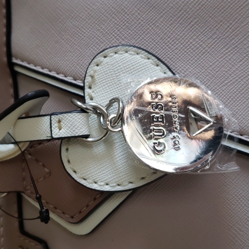 Guess Women Bag, Color Blush Multi, Group: Aviana, Size OS. - Picture 2 of 11